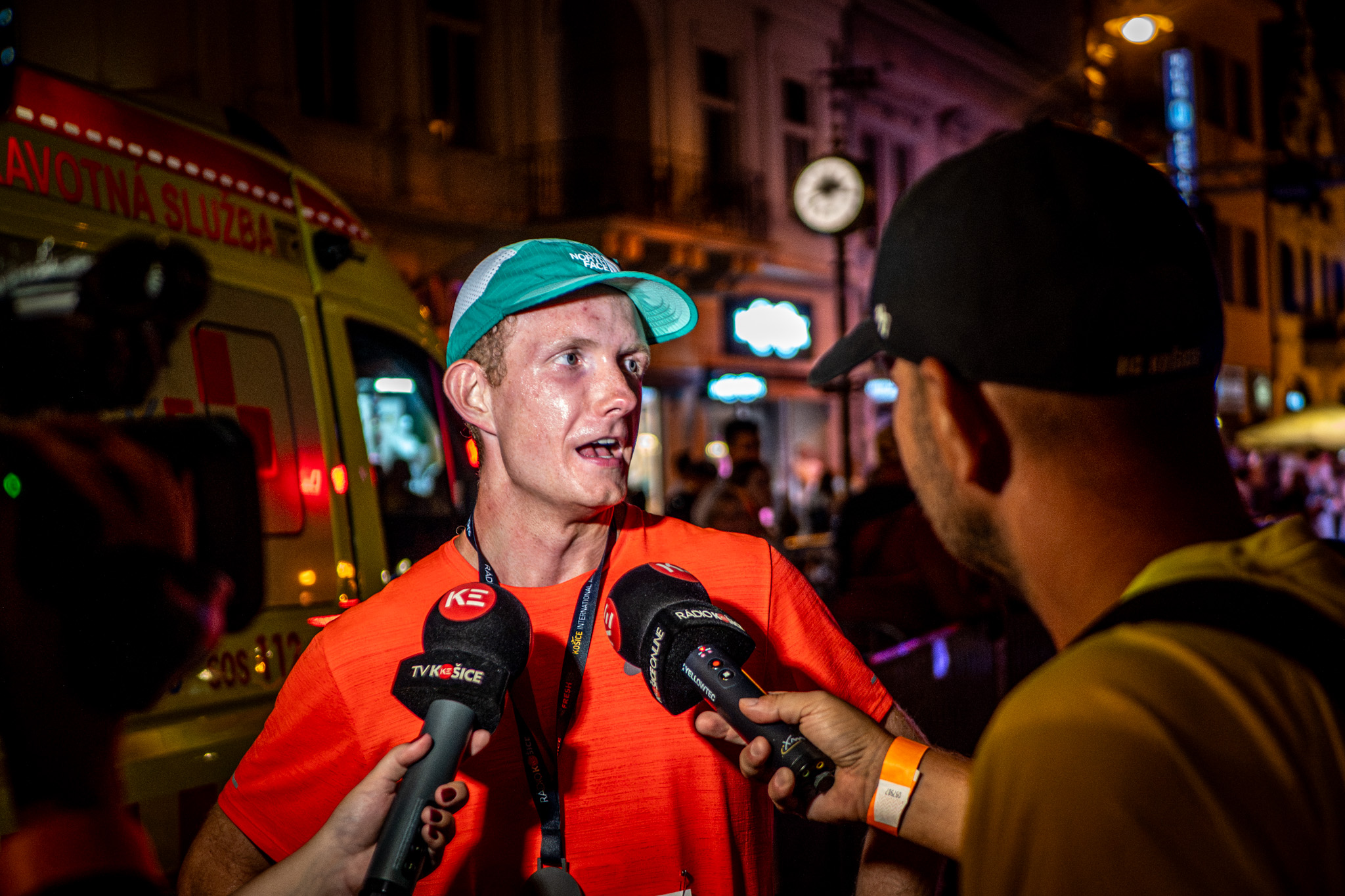 NIGHT RUN-15